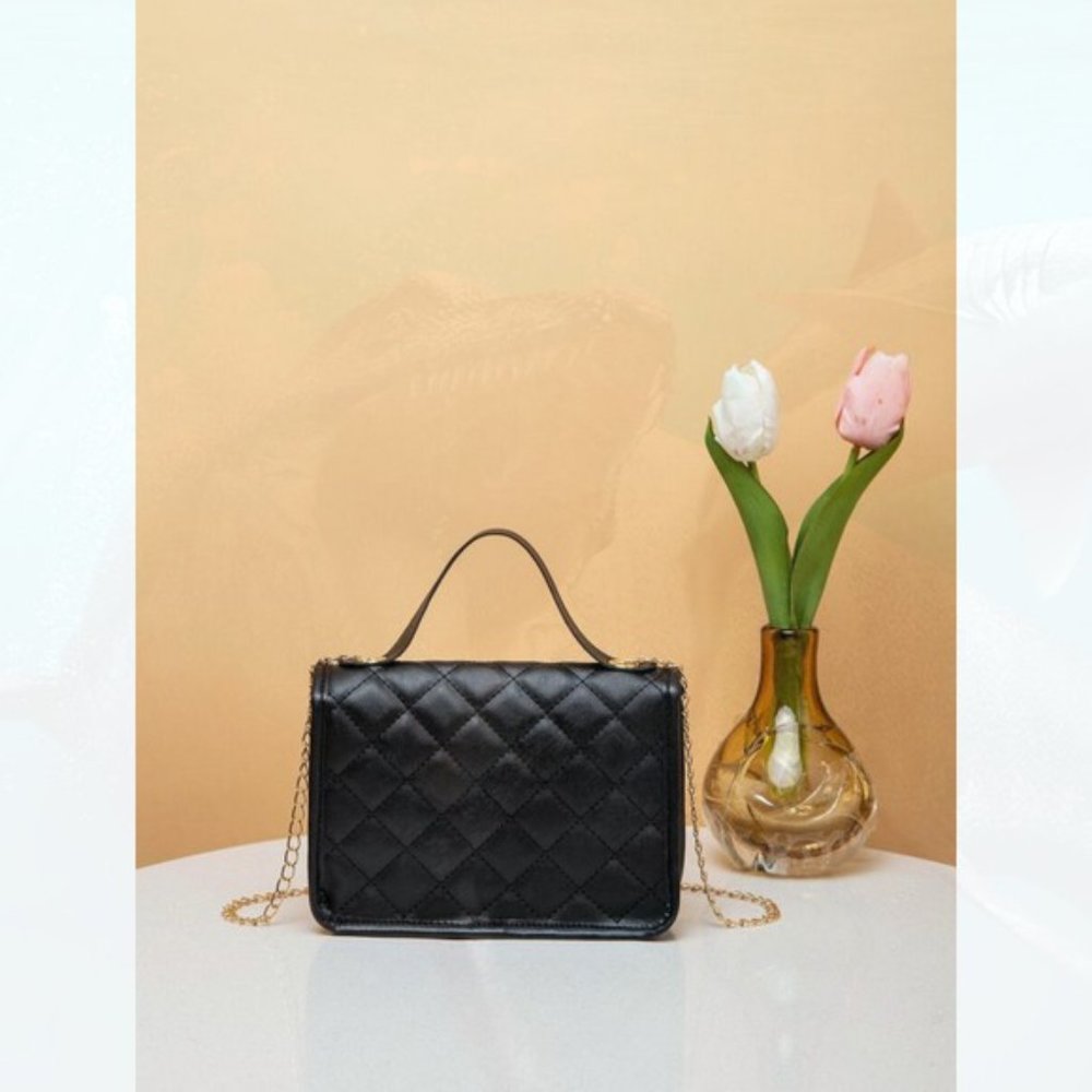 New Quilted Square Bag Black 75 - Picture 4 of 4